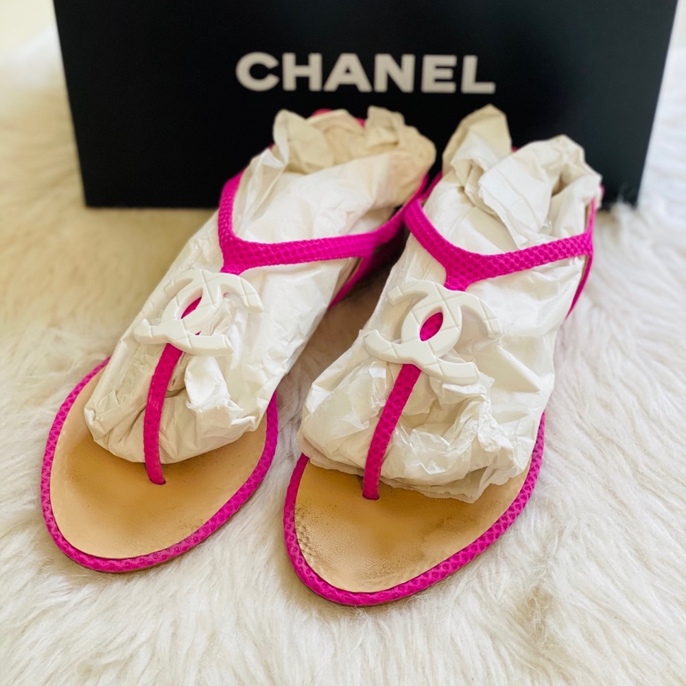 Chanel Hot Pink CC Sandal